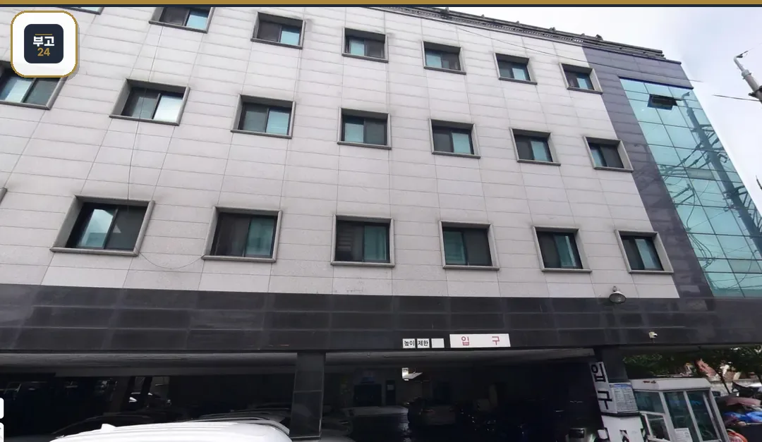 동두천중앙성모장례식장 주차장 입구 전경