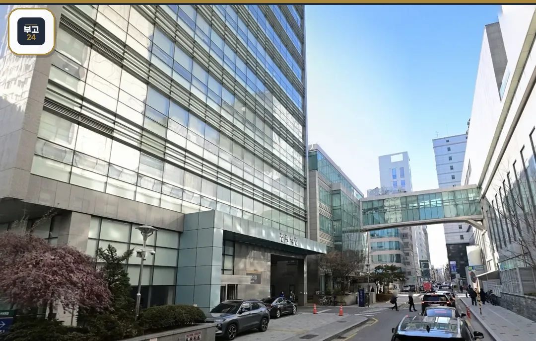 강동성심병원 장례식장 병원 본관과 연결 통로