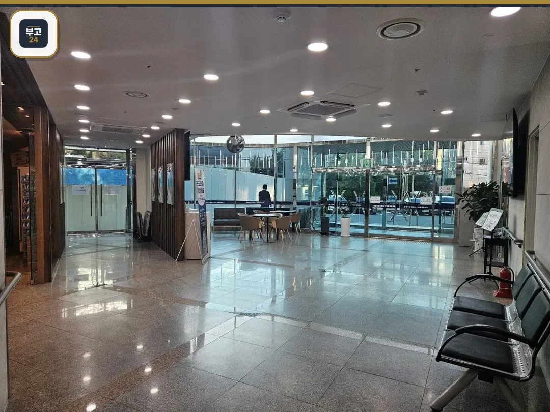 동래봉생병원장례식장 로비와 대기좌석